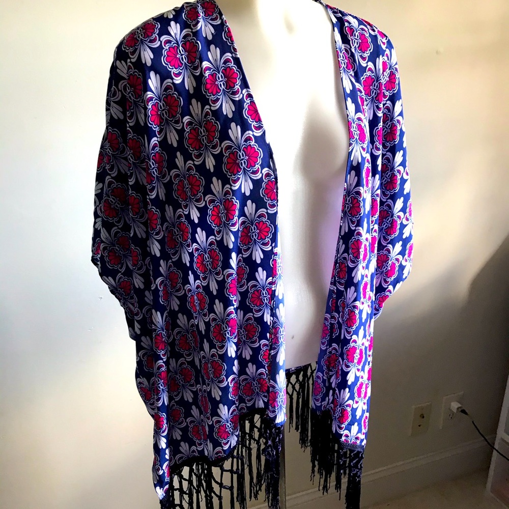 🌸Lovely open fringe cardigan 🌸